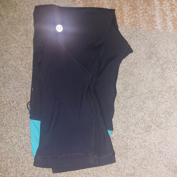 NWOT Lululemon Luxstreme Crops 4 - Picture 9 of 9